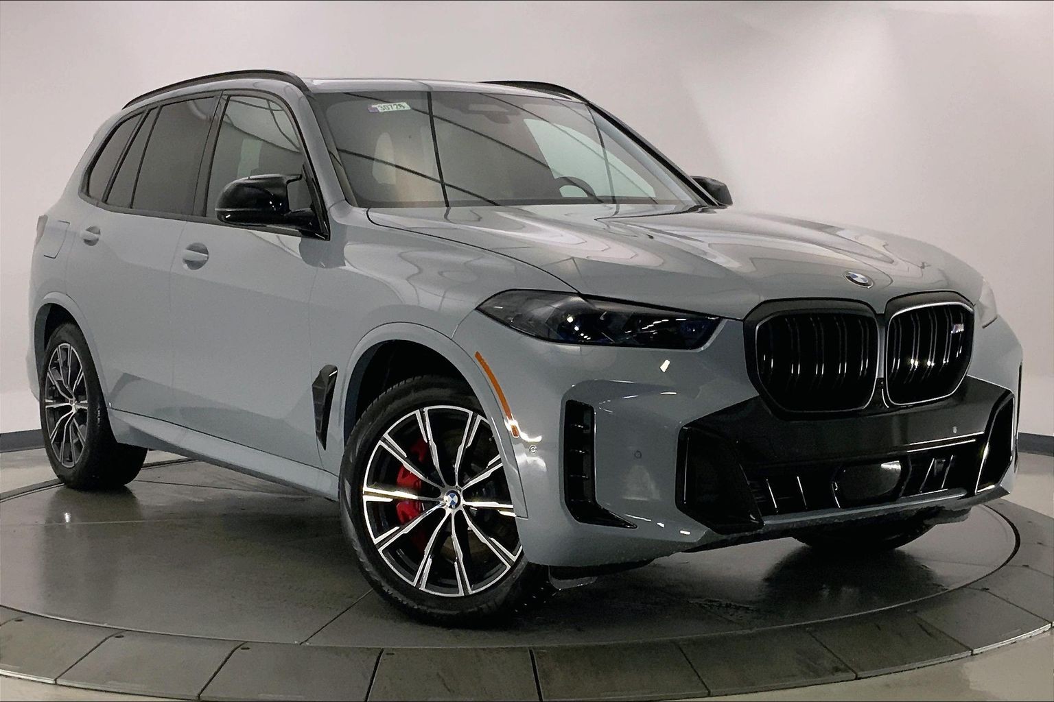 2026 BMW X5 M60i Exterior