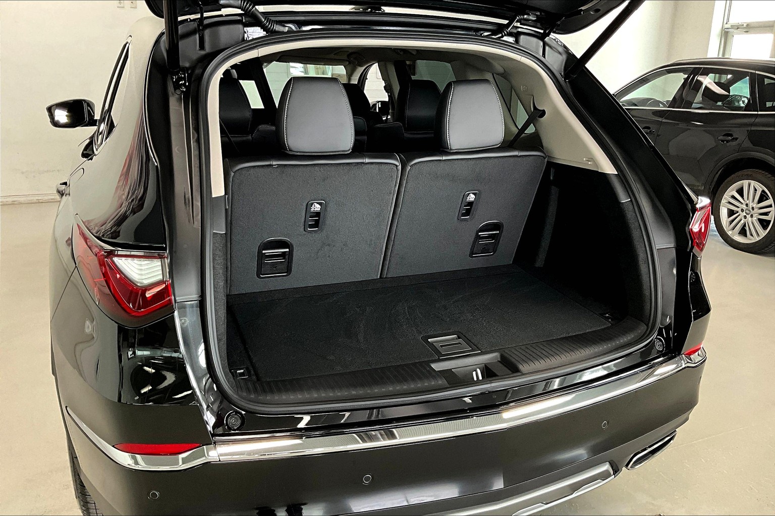 Trunk Ledge Kit | ACURA MDX 2018 Trunk Ledge Kit | ACURA MDX 2018
