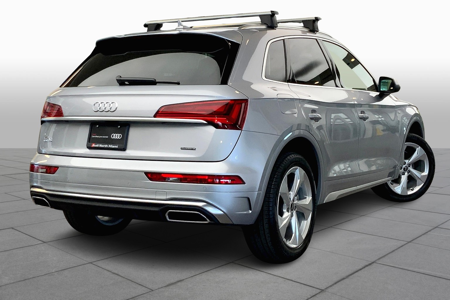 Q5 Premium Plus 45 TFSI quattro