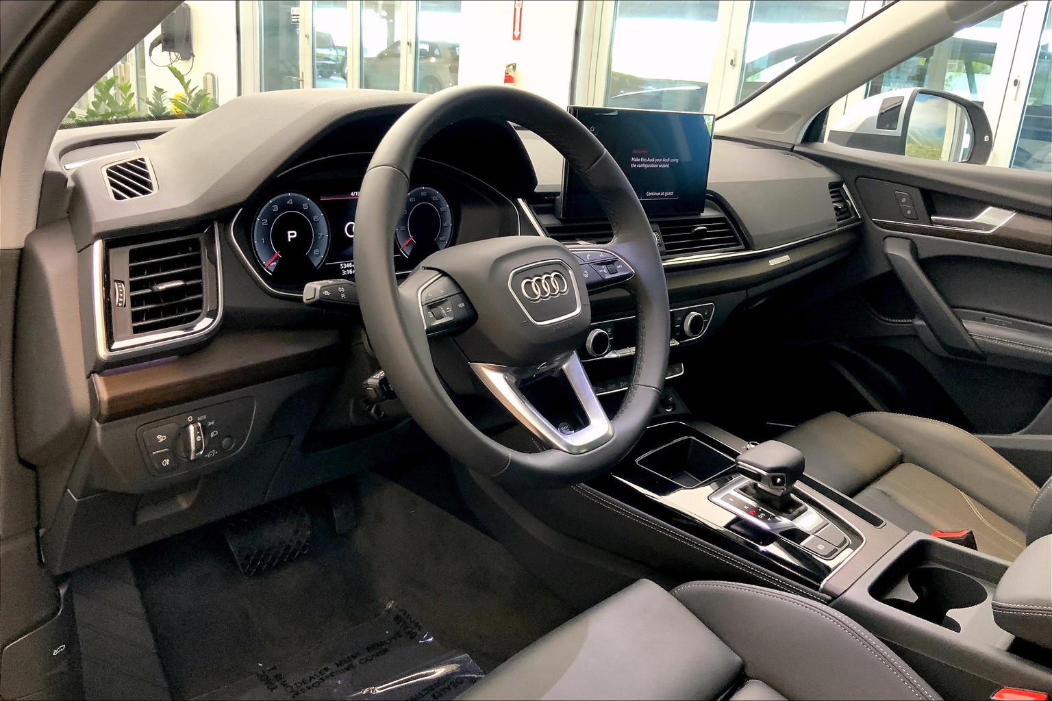 Q5 Premium Plus 45 TFSI quattro