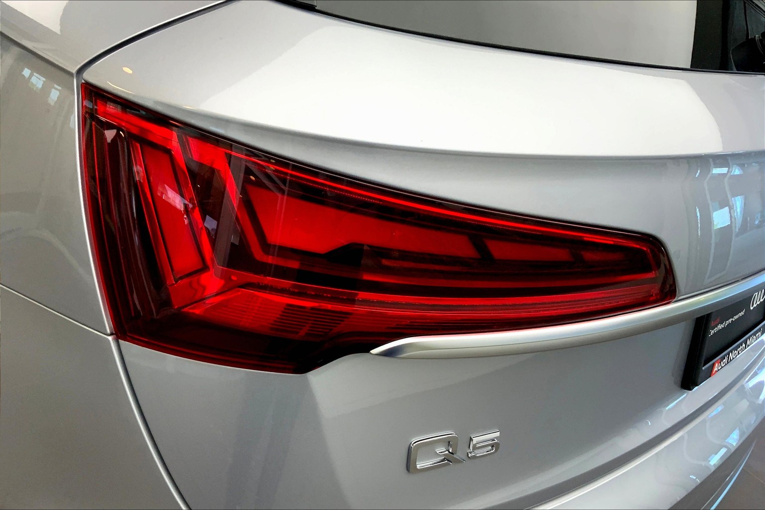 Q5 Premium Plus 45 TFSI quattro
