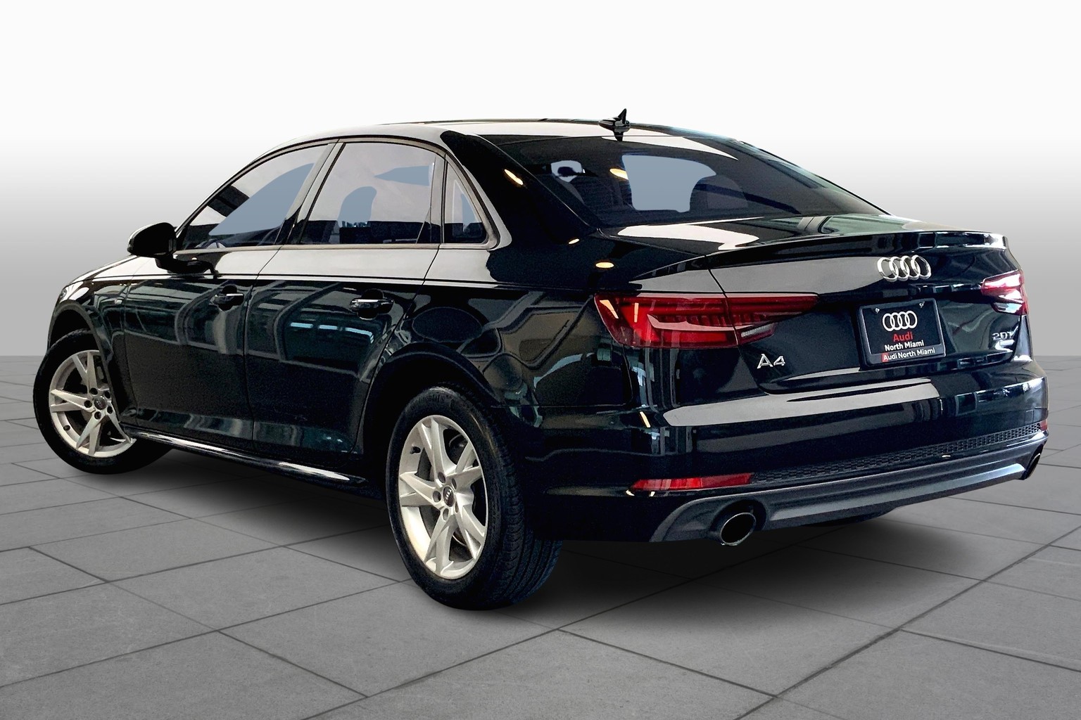 A4 2.0 TFSI Premium