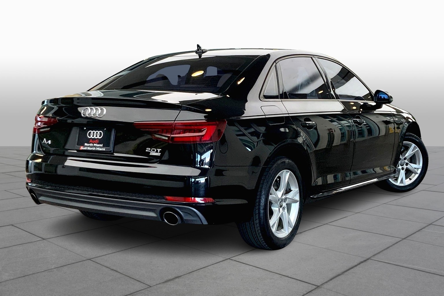 A4 2.0 TFSI Premium