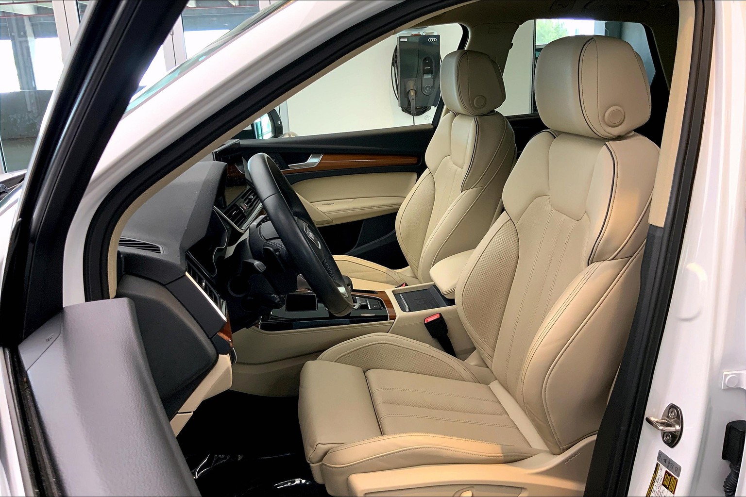 Q5 Premium Plus 45 TFSI quattro