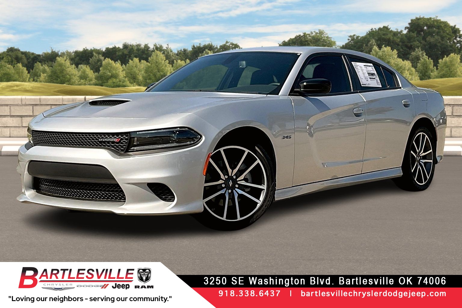 https://photos.dealerimagepro.com/lib/bartlesville-cdjr-2893/07.10.2023/NEW/%28Dodge%20-%20Charger%292C3CDXCT6PH598993/2C3CDXCT6PH598993--01.jpg?ver=1689033960