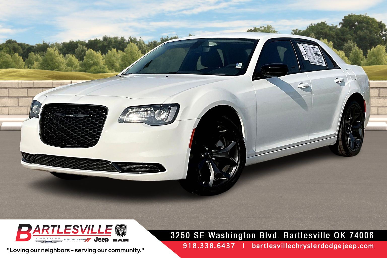New 2023 Chrysler 300 Touring near Ponca City, OK - Bartlesville Chrysler  Dodge Jeep