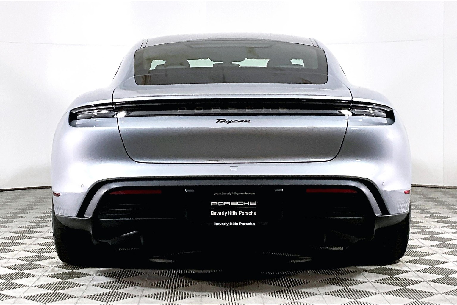 Porsche Tequipment Herbst/Winter 2023/2024 by Porsche Austria - Issuu