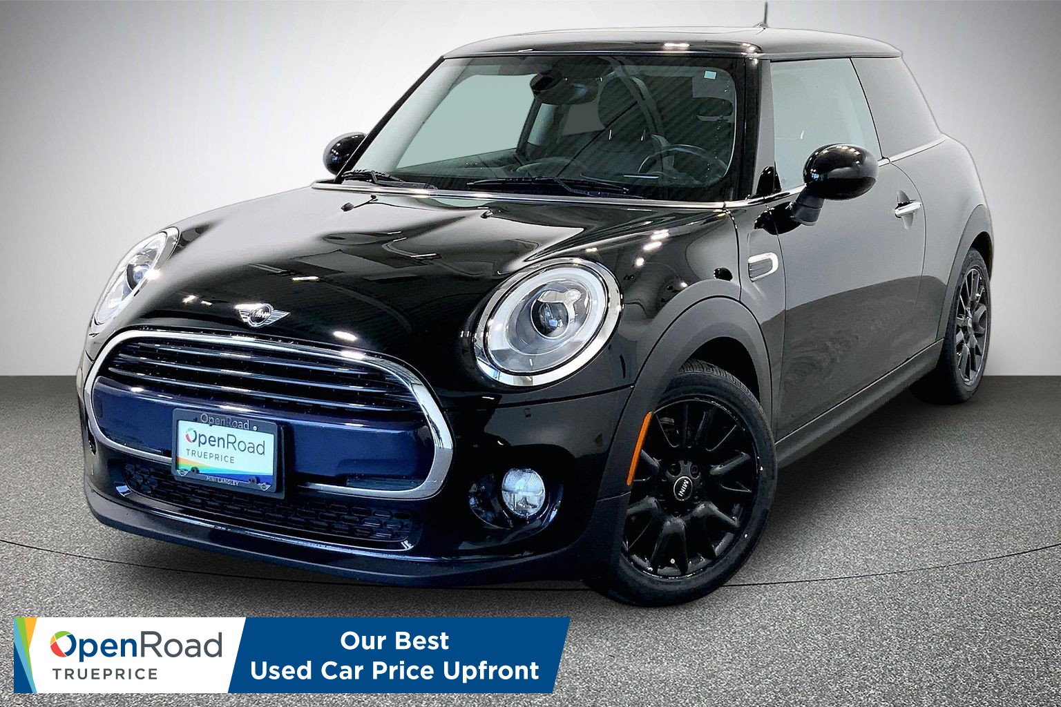 Midnight Black Metallic 2017 MINI Cooper Hatchback Front-Wheel Drive Automatic