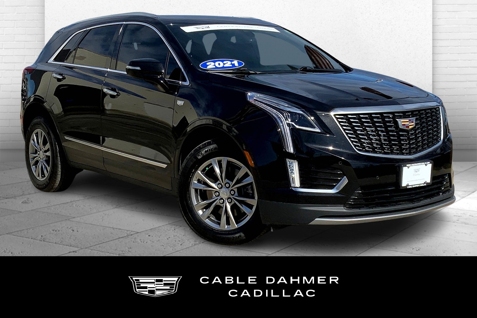 Certified 2021 Cadillac XT5 AWD 4DR PREMIUM LUXURY **BOSE PREMIUM AUDIO  **HEAD-UP DISPLAY **REAR CAMERA MIRROR in Black for sale in MADISON,  Wisconsin - A4085