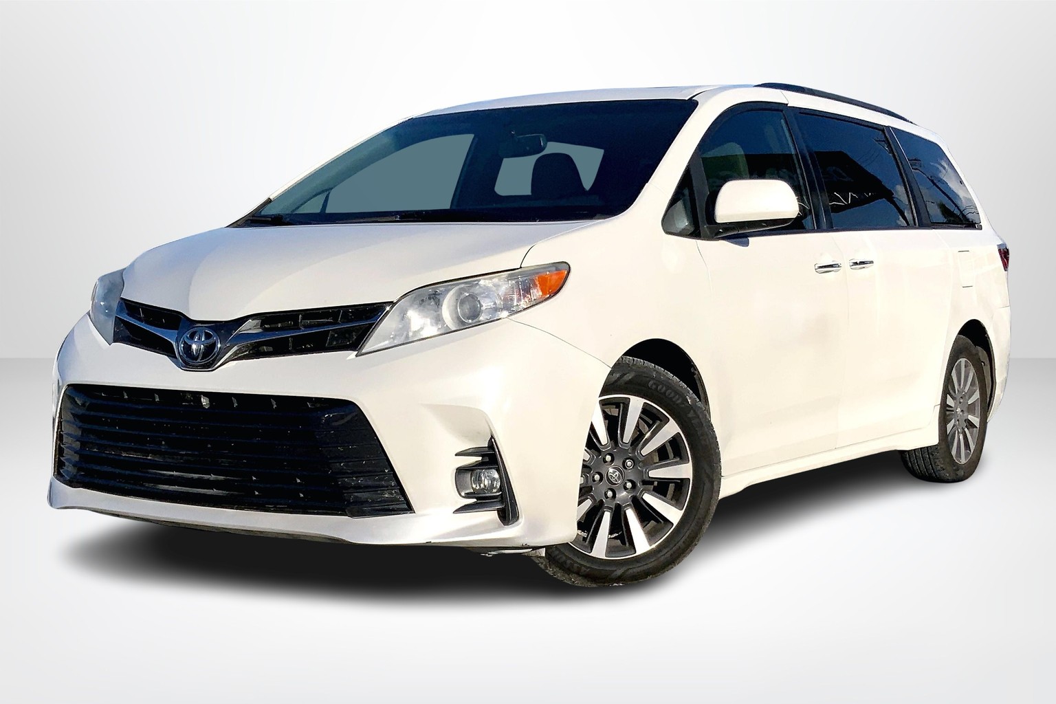 Autos seminuevos - Toyota Sienna 2019