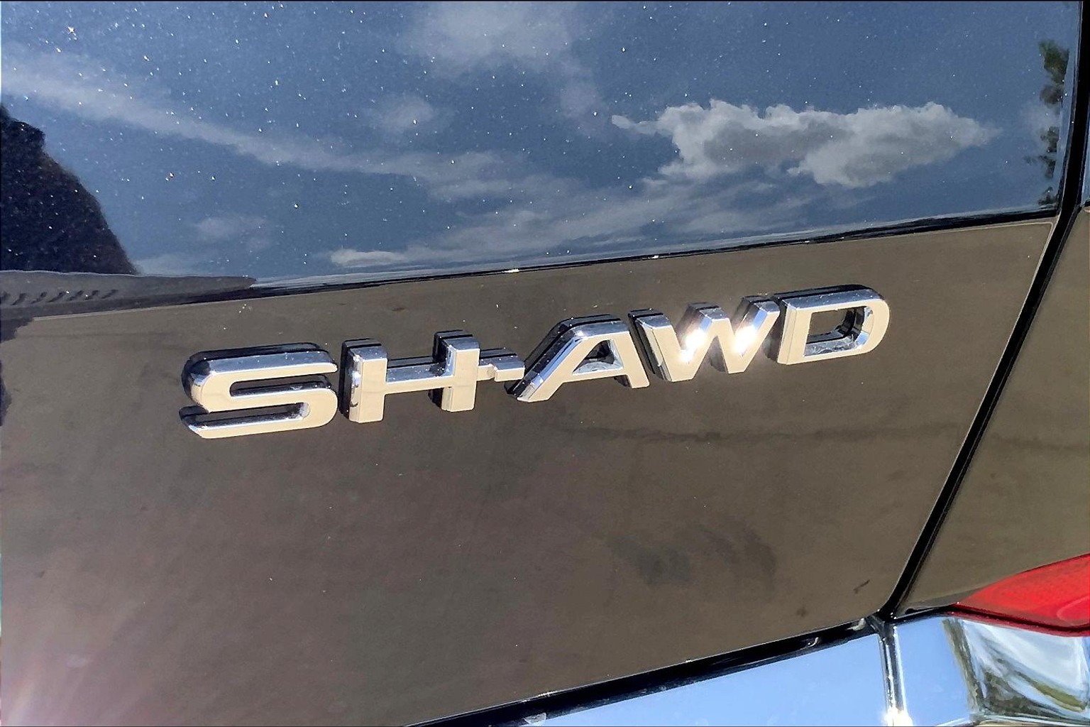 MDX SH-AWD w/Technology Package