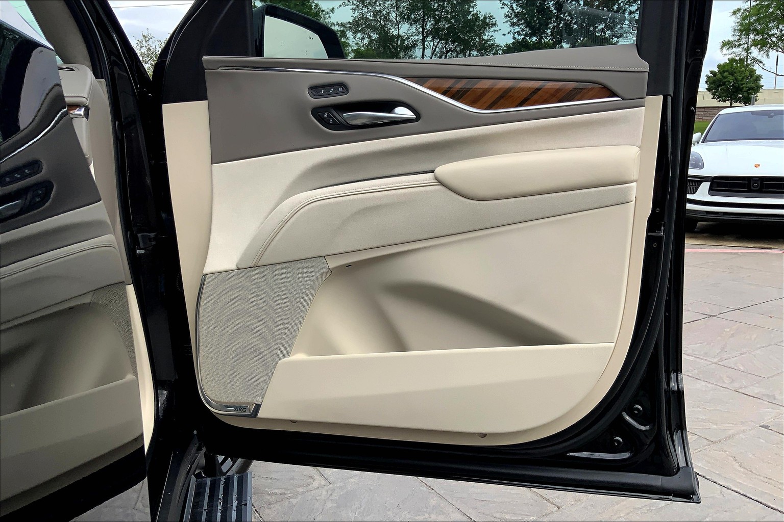 Escalade Sport Platinum
