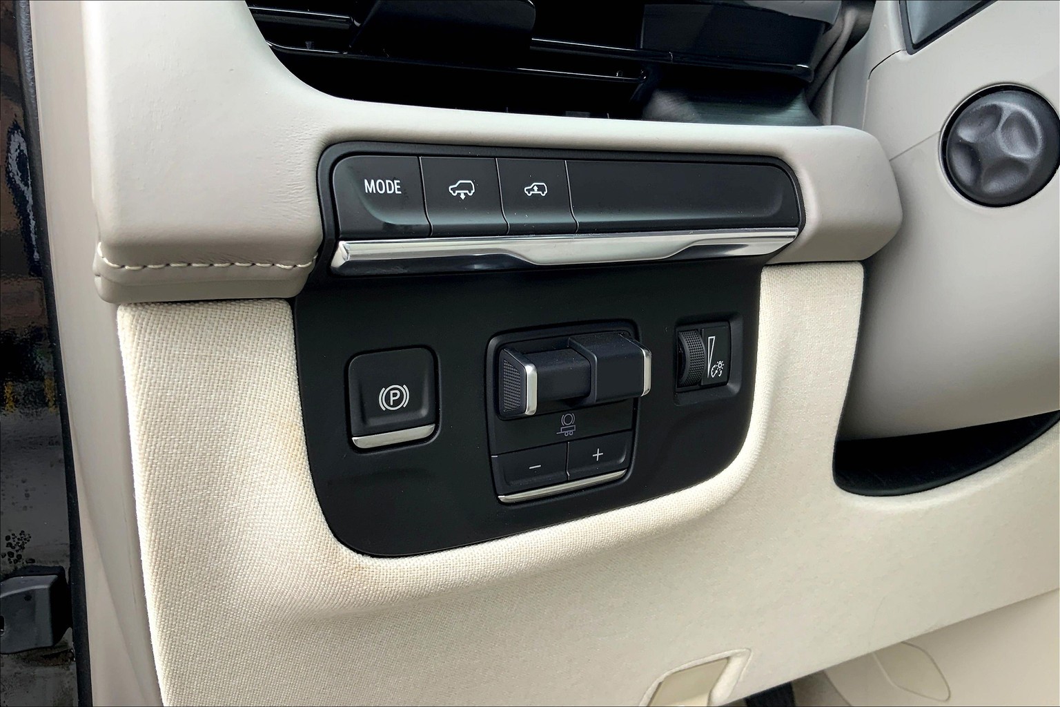 Escalade Sport Platinum