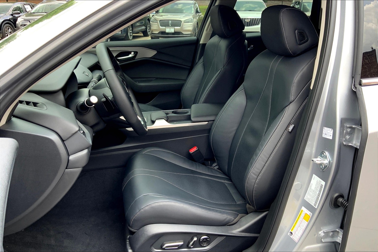 2025 Acura TLX Technology Package - Photo 17