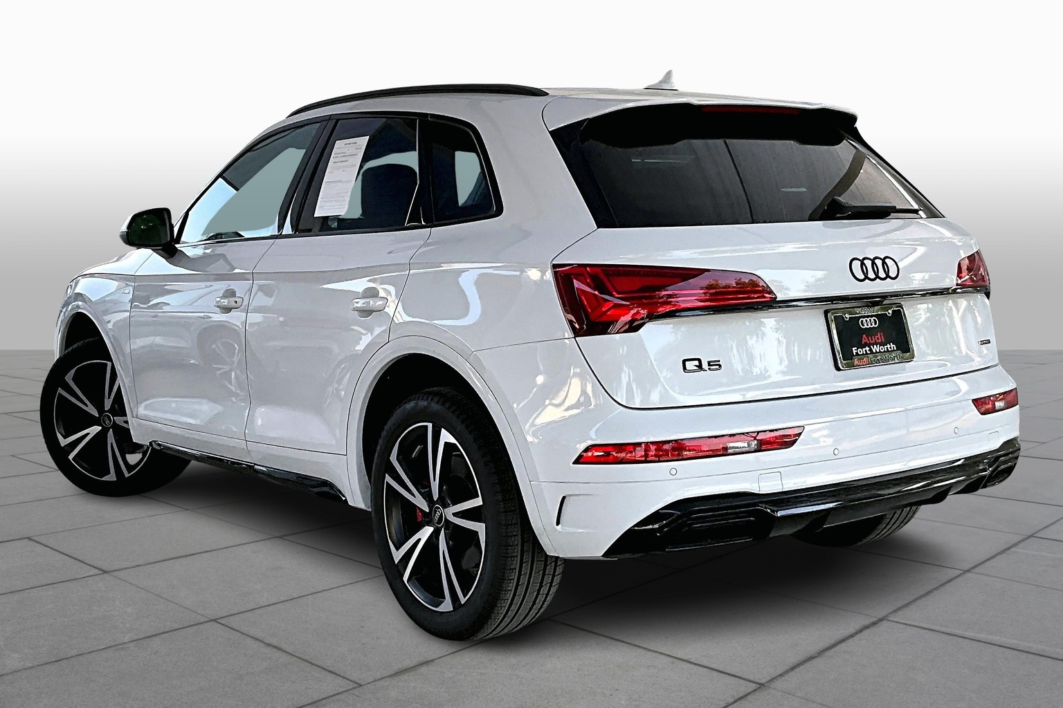 Q5 Premium Plus 45 TFSI quattro