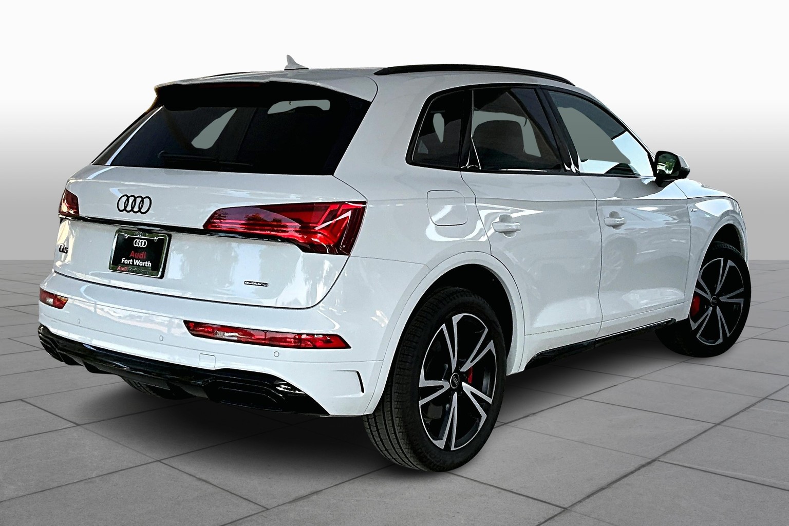 Q5 Premium Plus 45 TFSI quattro
