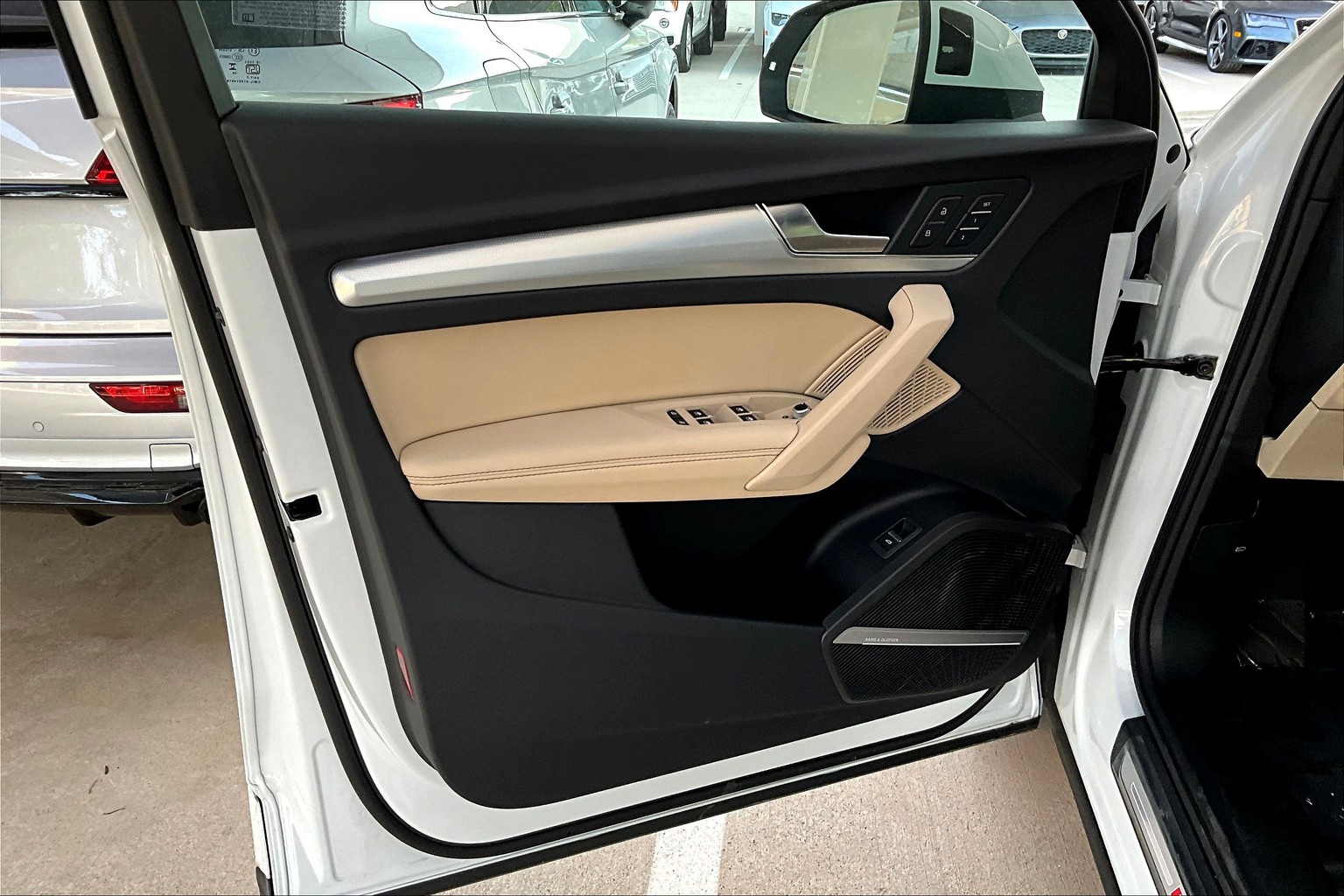 Q5 Premium Plus 45 TFSI quattro