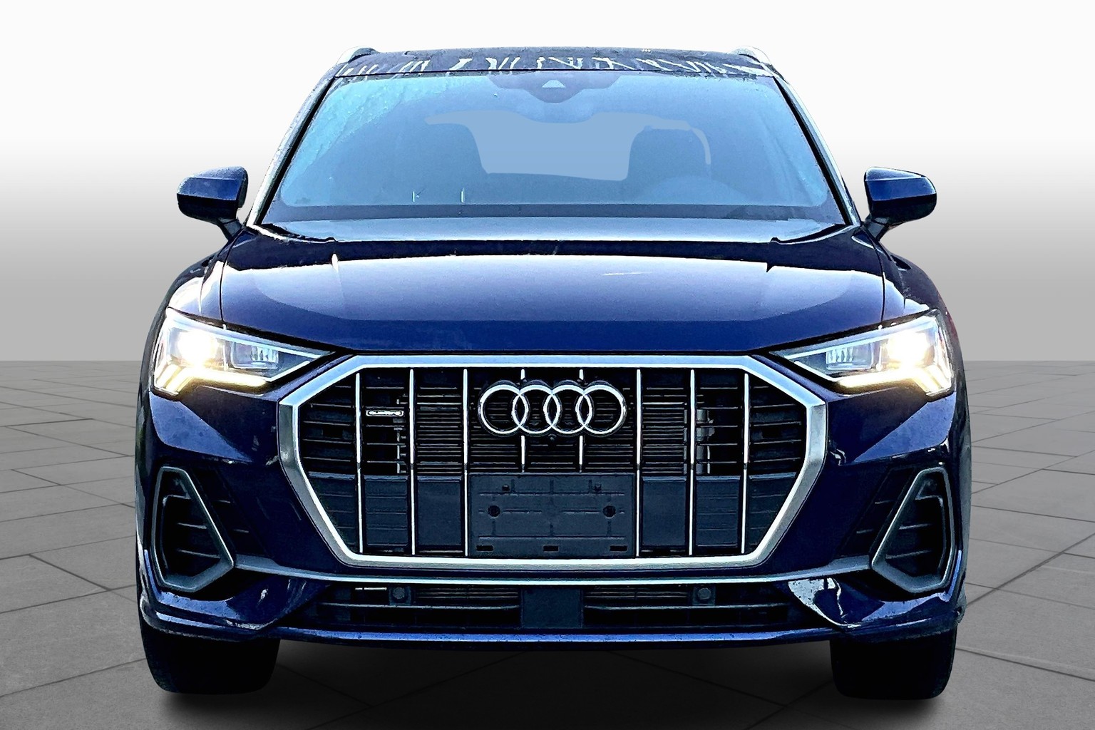 Q3 Premium Plus S Line 45 TFSI quattro