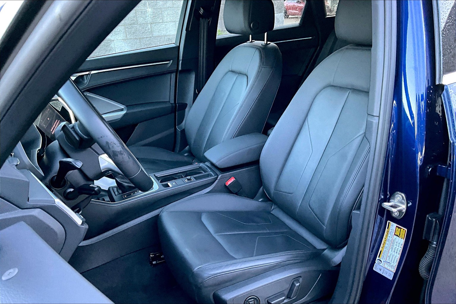 Q3 Premium Plus S Line 45 TFSI quattro