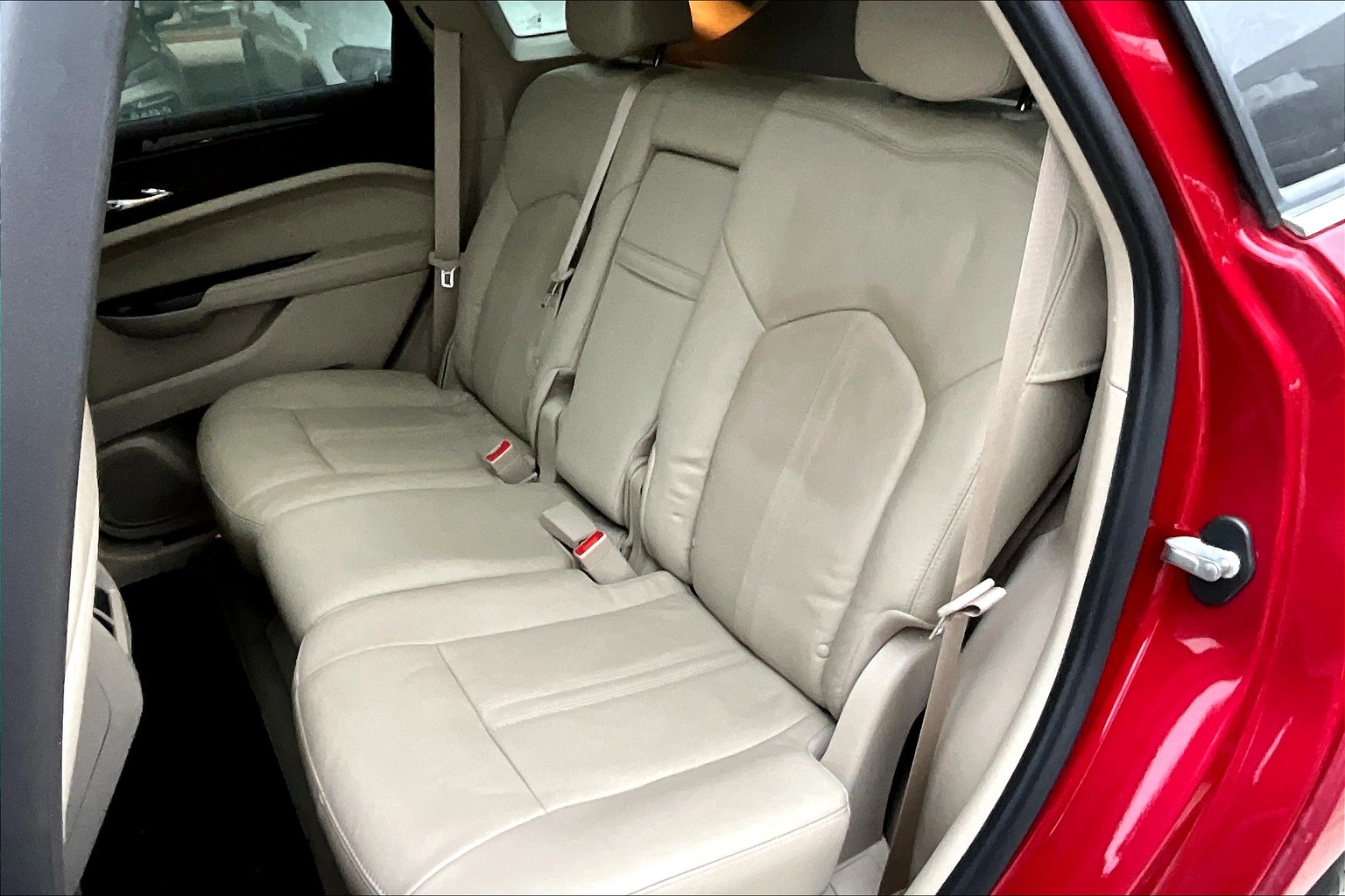 SRX Luxury