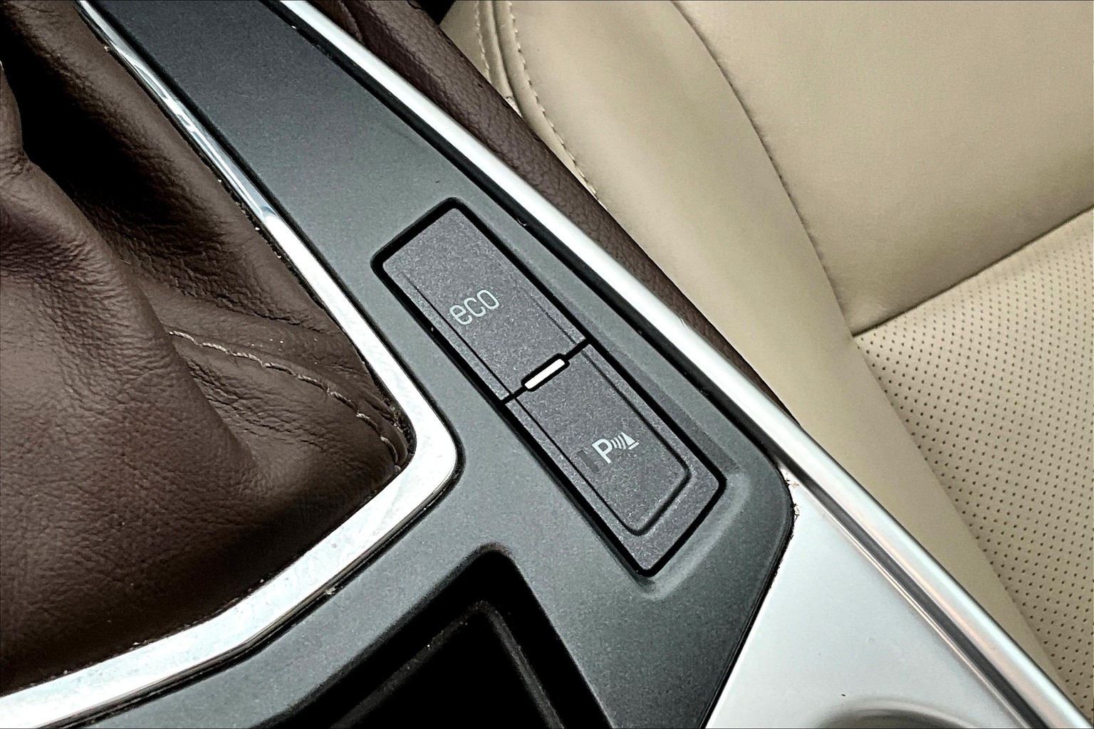 SRX Luxury