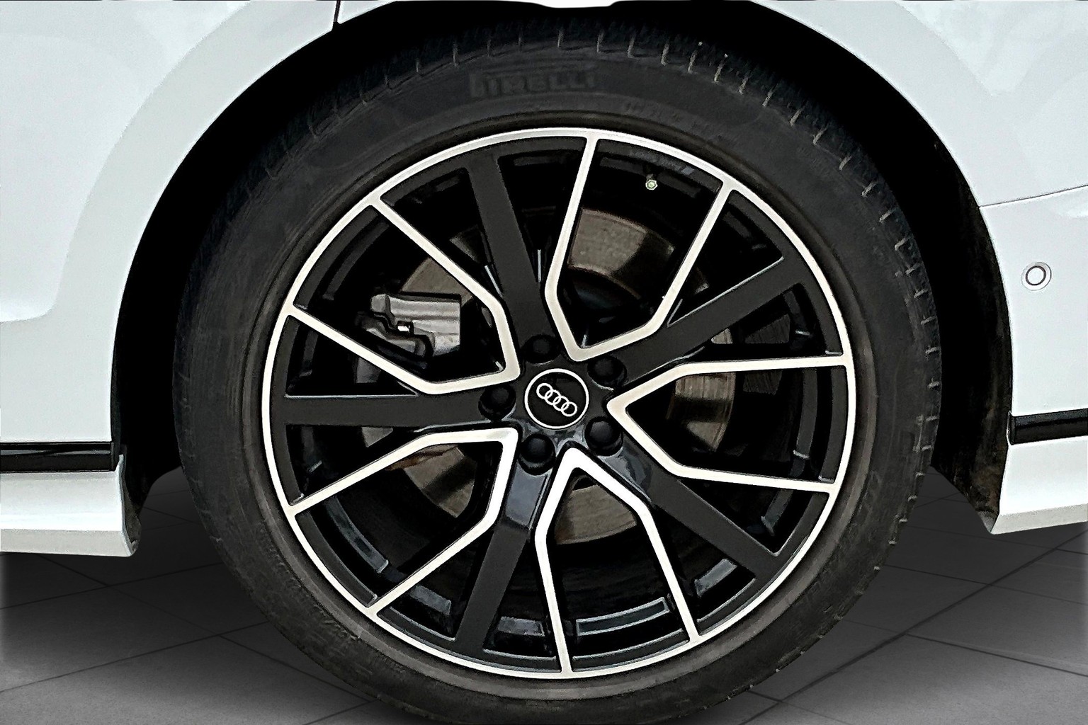 A8 L 55 TFSI quattro