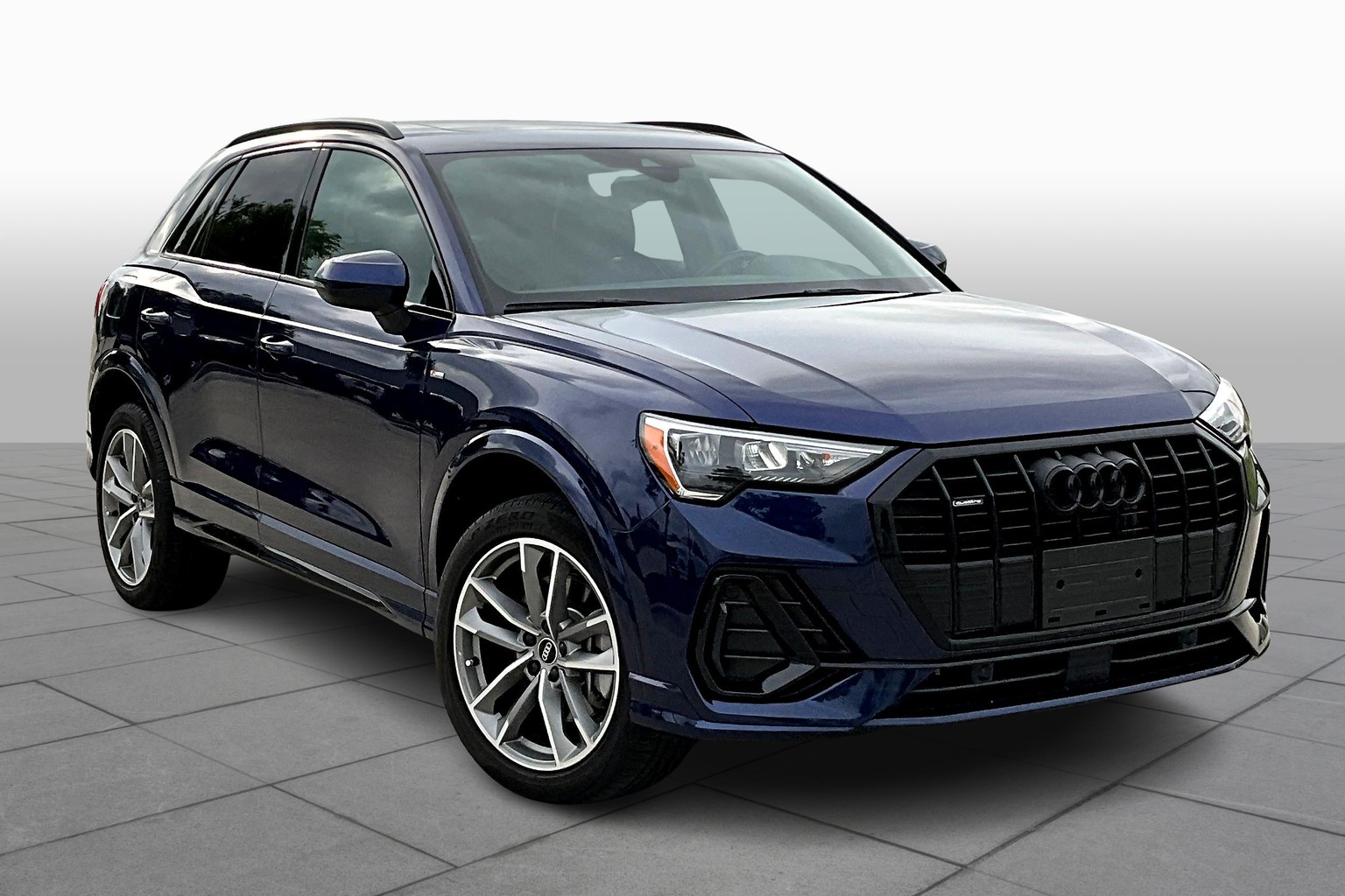 Q3 Premium S Line 45 TFSI quattro