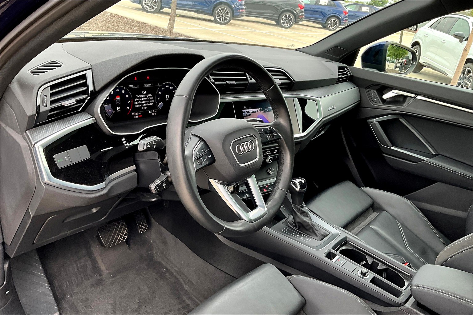 Q3 Premium S Line 45 TFSI quattro