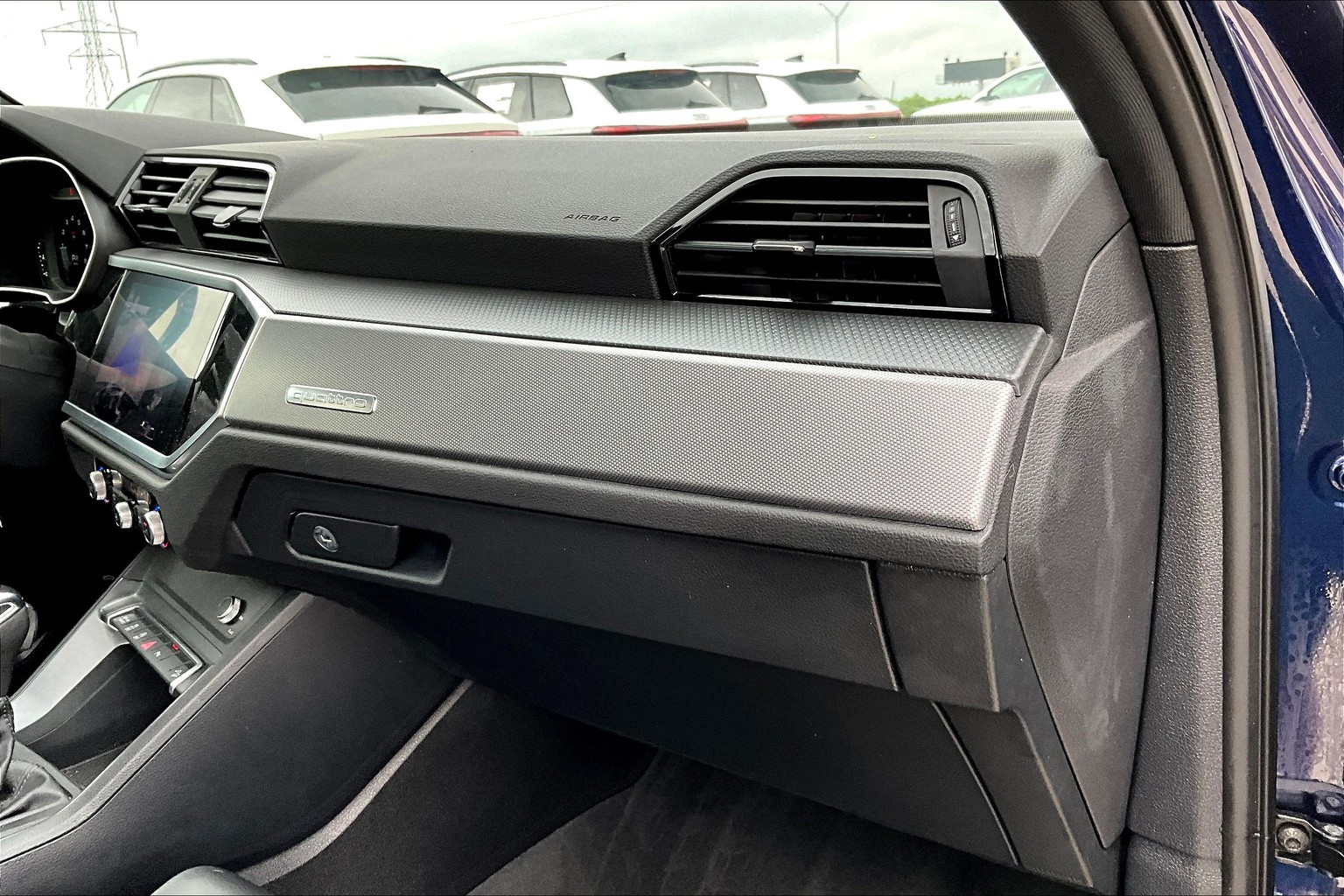 Q3 Premium S Line 45 TFSI quattro