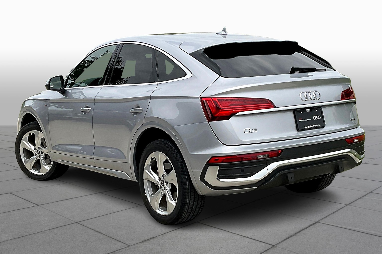 Q5 Sportback Premium Plus 45 TFSI quattro