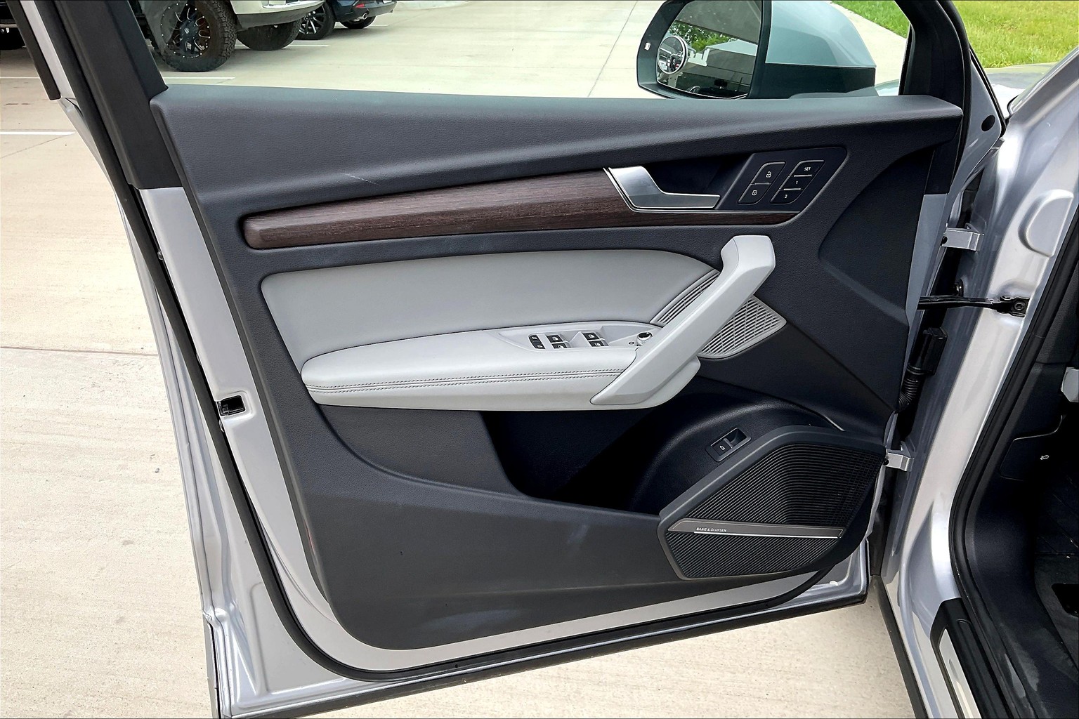 Q5 Sportback Premium Plus 45 TFSI quattro