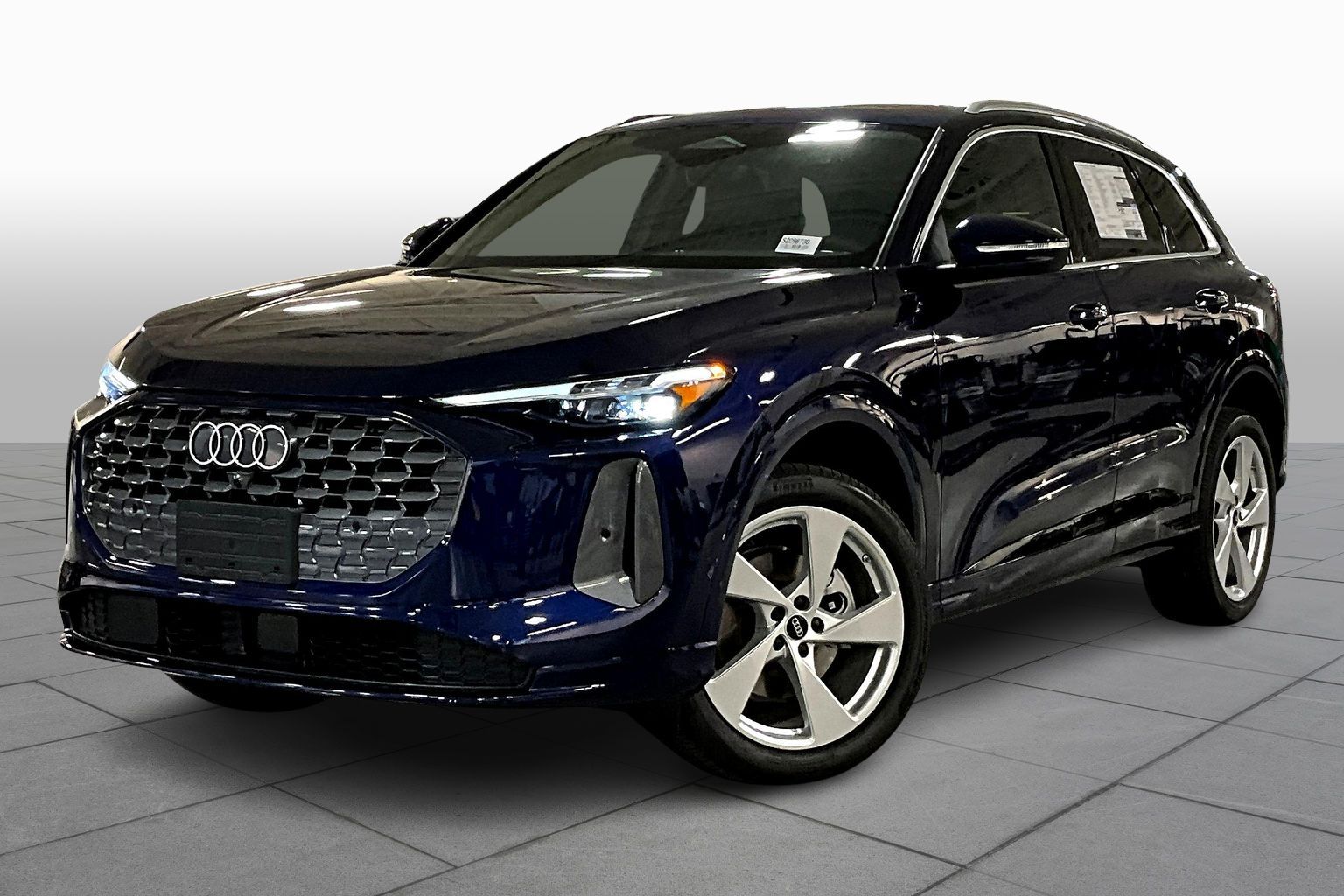 2025 Audi Q5 40 Premium Plus's photo
