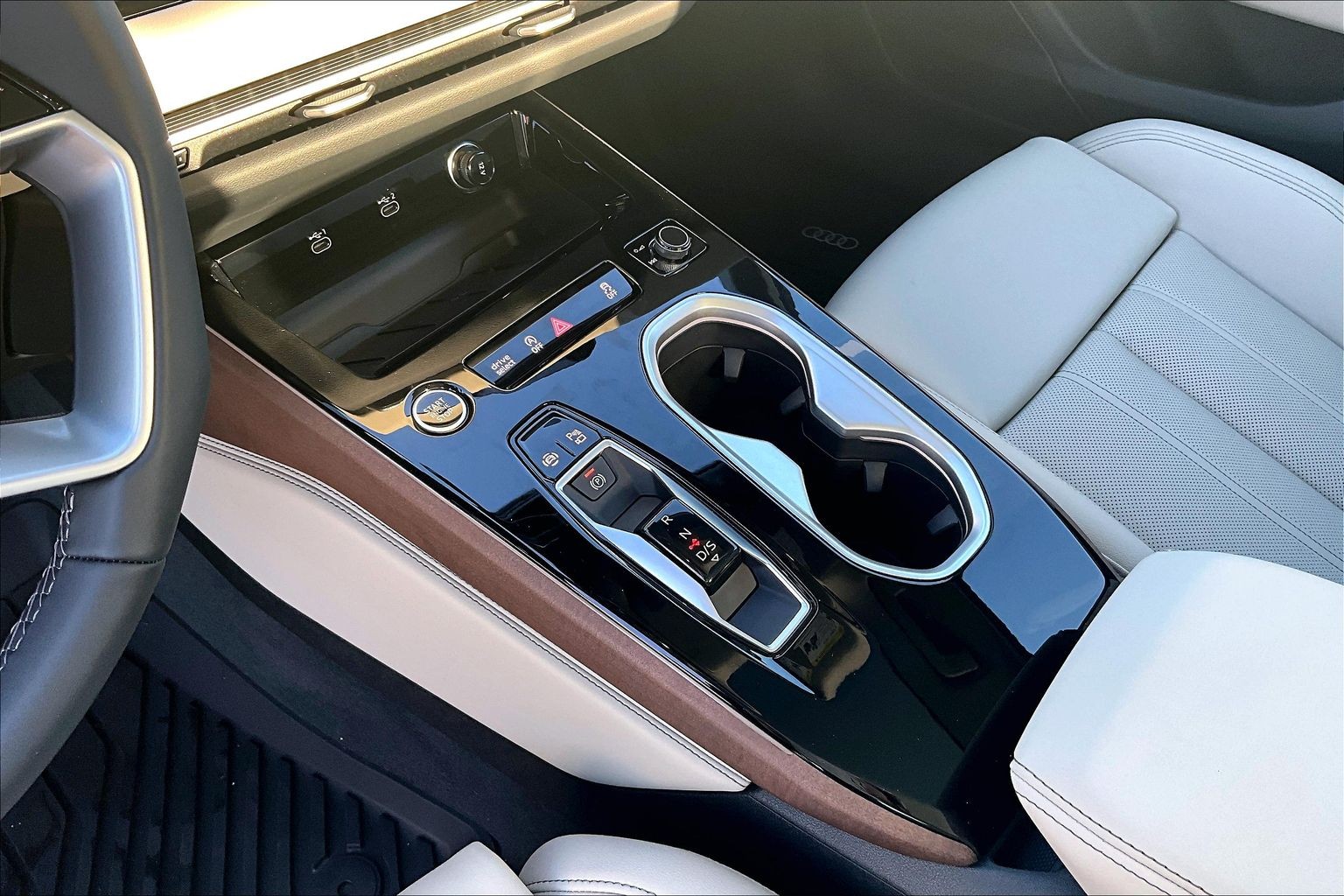 2026 Audi A6 Premium Plus - Photo 7