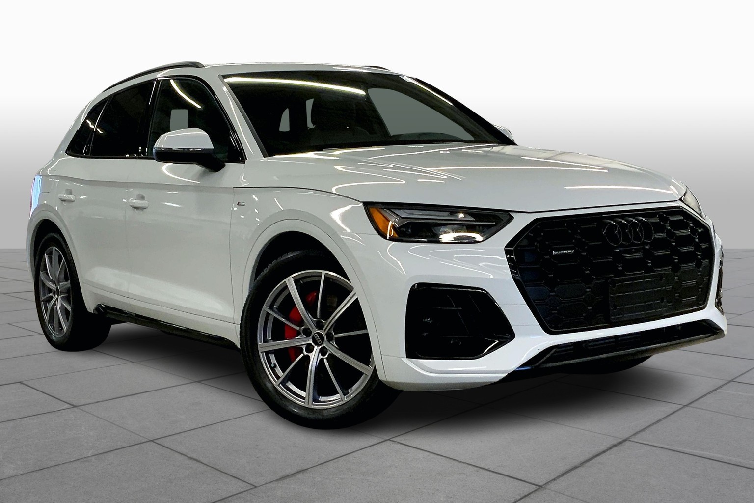 Q5 Plug-In Hybrid Premium Plus 55 TFSI e quattro