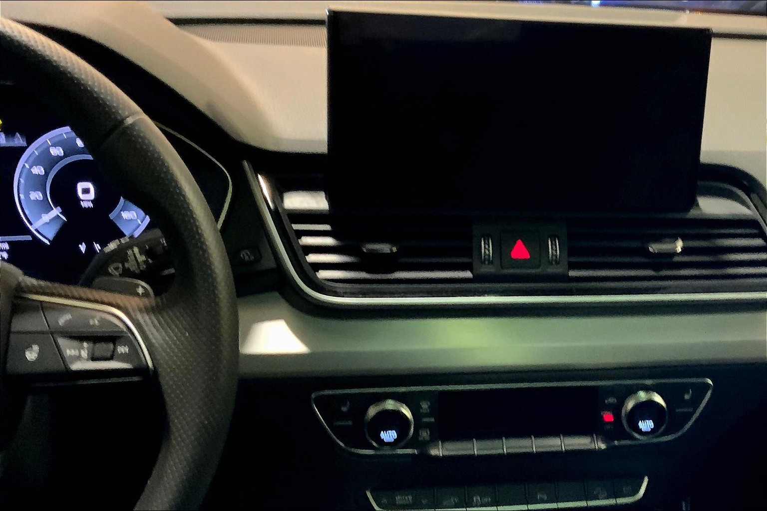 Q5 Plug-In Hybrid Premium Plus 55 TFSI e quattro
