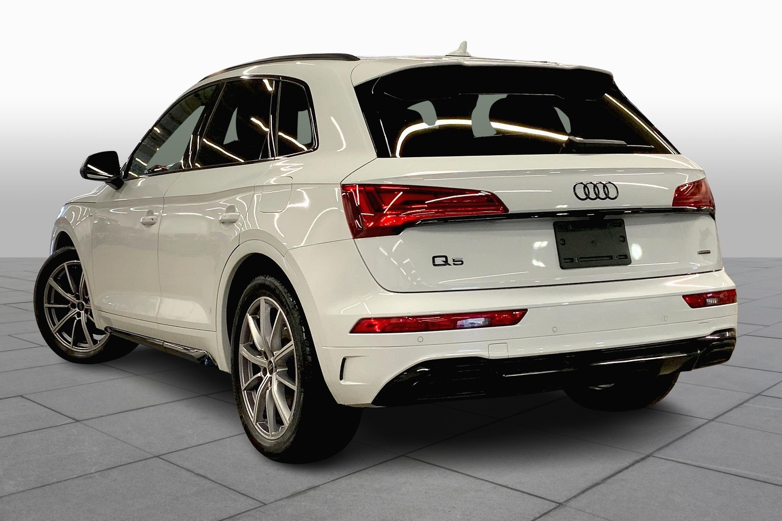 Q5 Plug-In Hybrid Premium Plus 55 TFSI e quattro