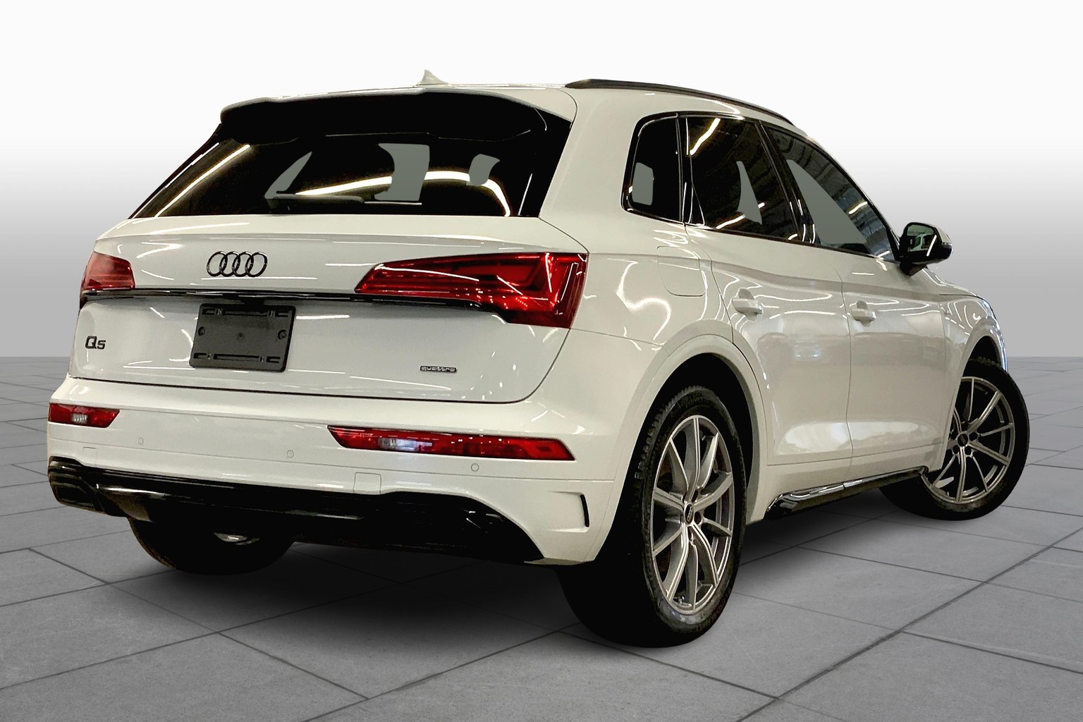 Q5 Plug-In Hybrid Premium Plus 55 TFSI e quattro