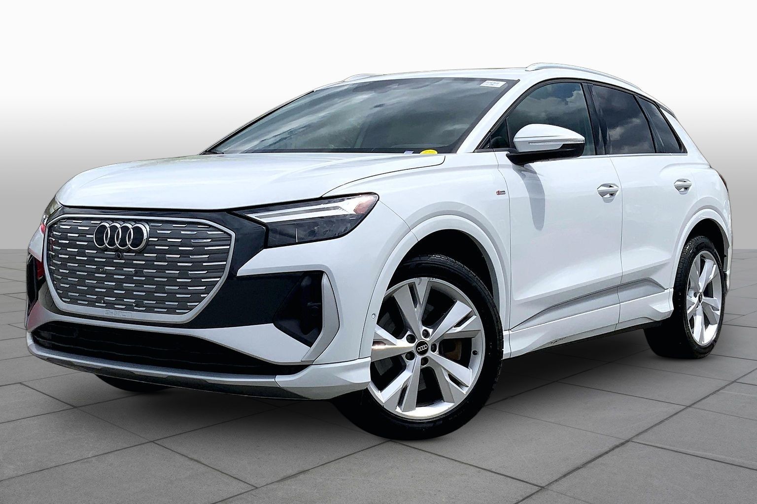 2023 Audi Q4 e-tron Premium Plus