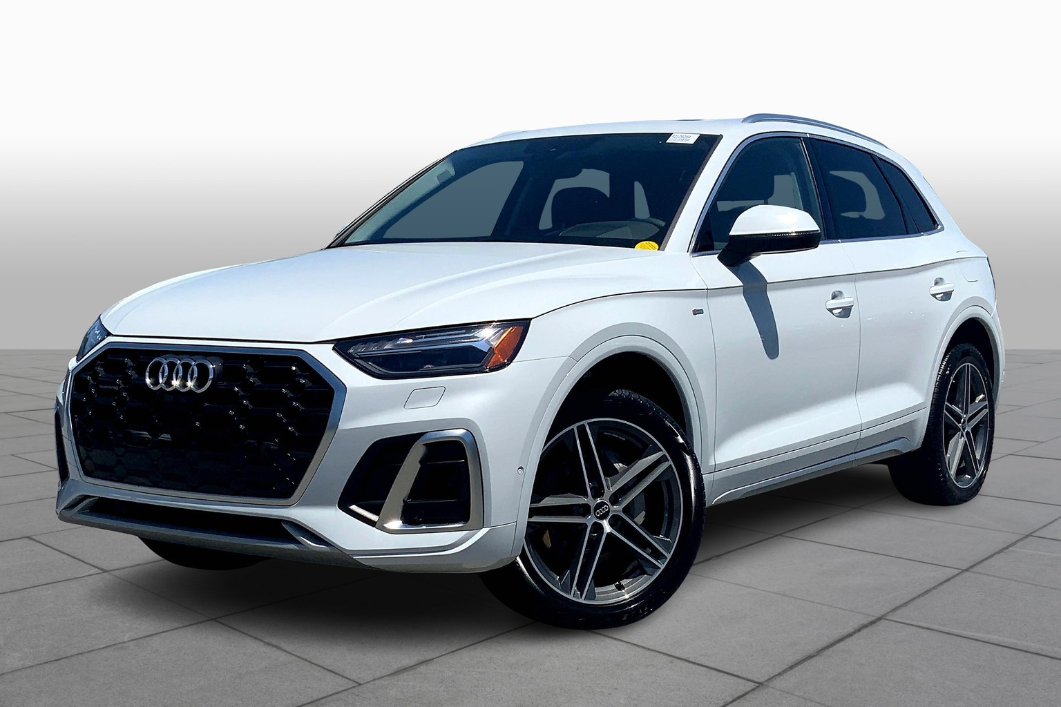 2024 Audi Q5 Prestige's photo