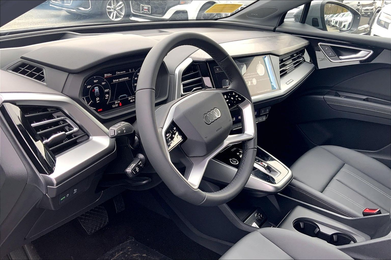 2025 Audi Q4 e-tron Prestige - Photo 8