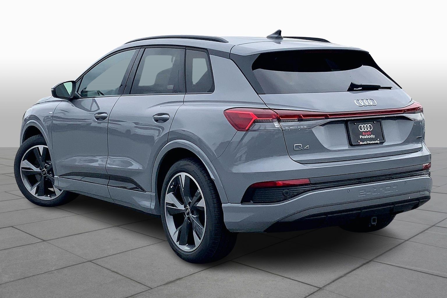 2025 Audi Q4 e-tron Prestige - Photo 12