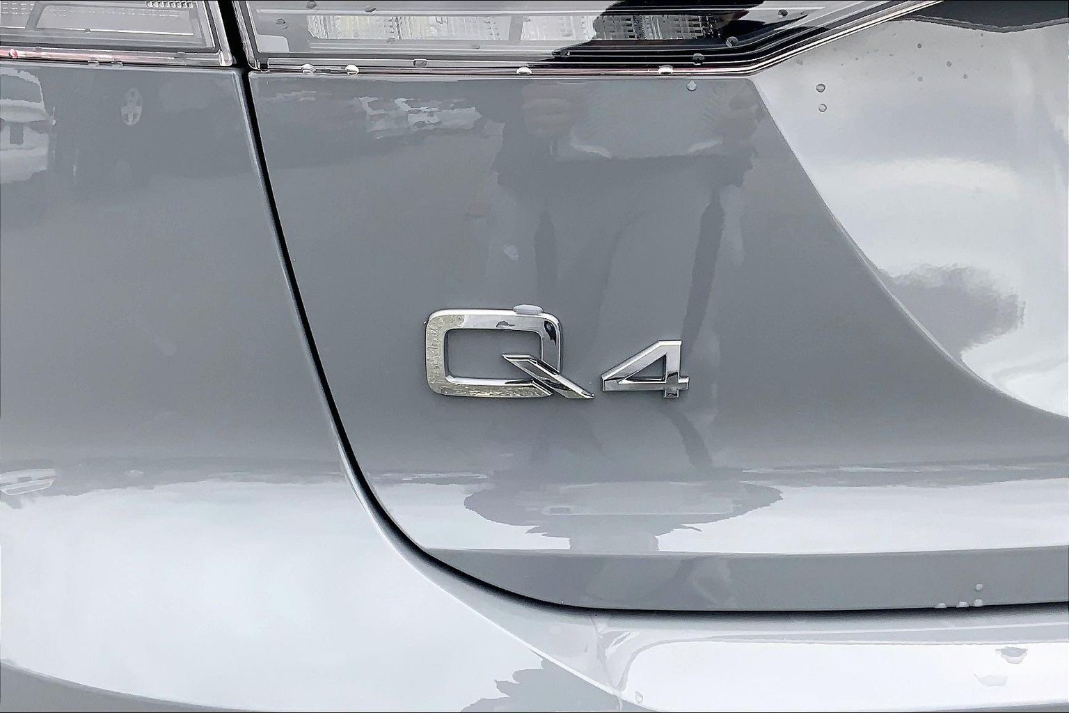 2025 Audi Q4 e-tron Prestige - Photo 15