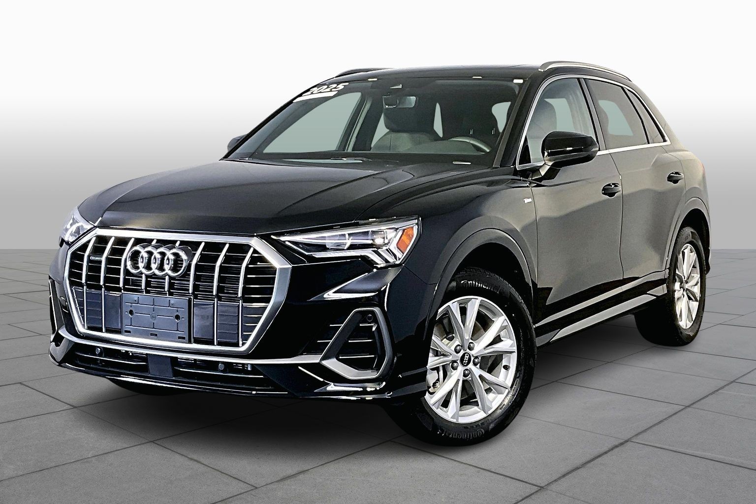 2025 Audi Q3 S Line Premium's photo