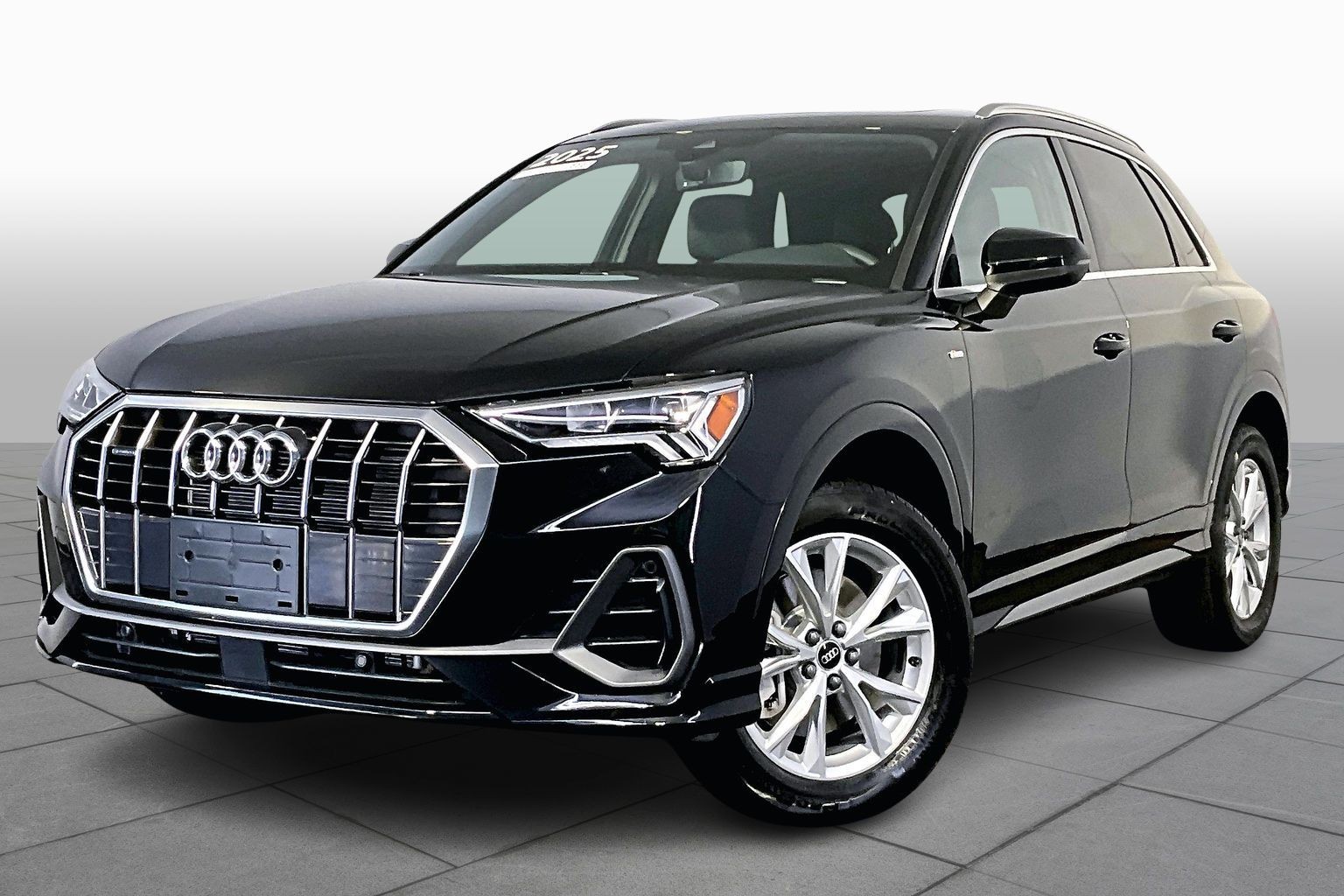 2025 Audi Q3 S Line Premium's photo