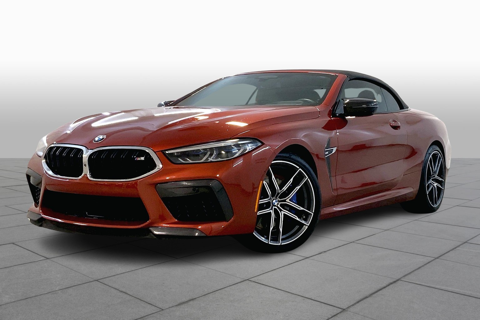 2020 BMW M8 Convertible Base