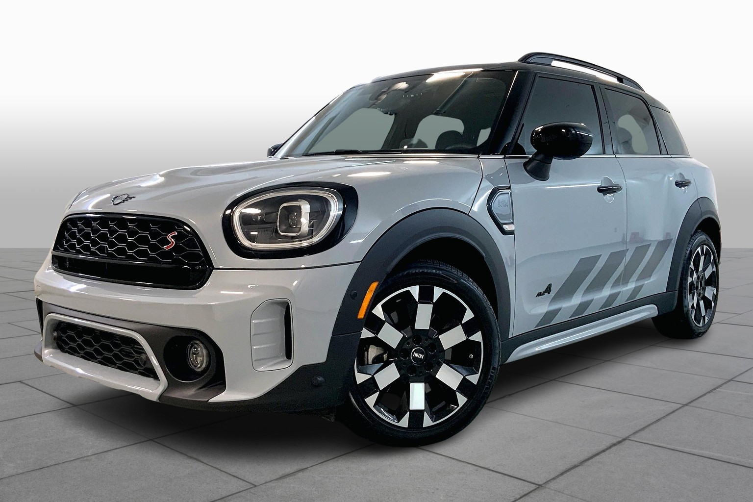 2023 MINI Countryman S ALL4's photo