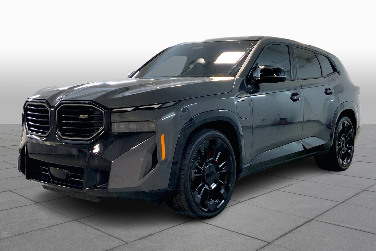 2025 BMW XM Base