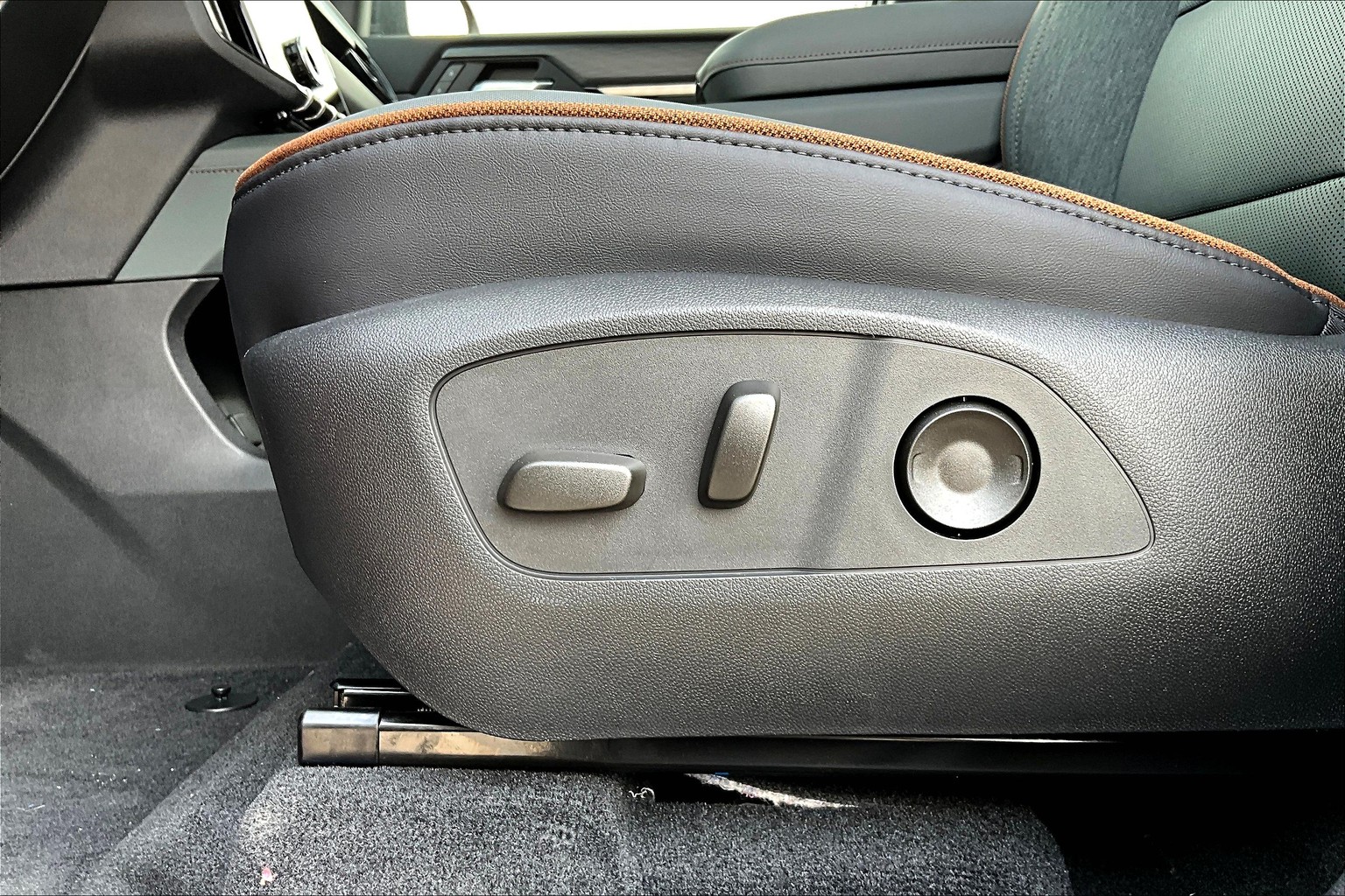 2025 Gmc Acadia AT4 photo 15