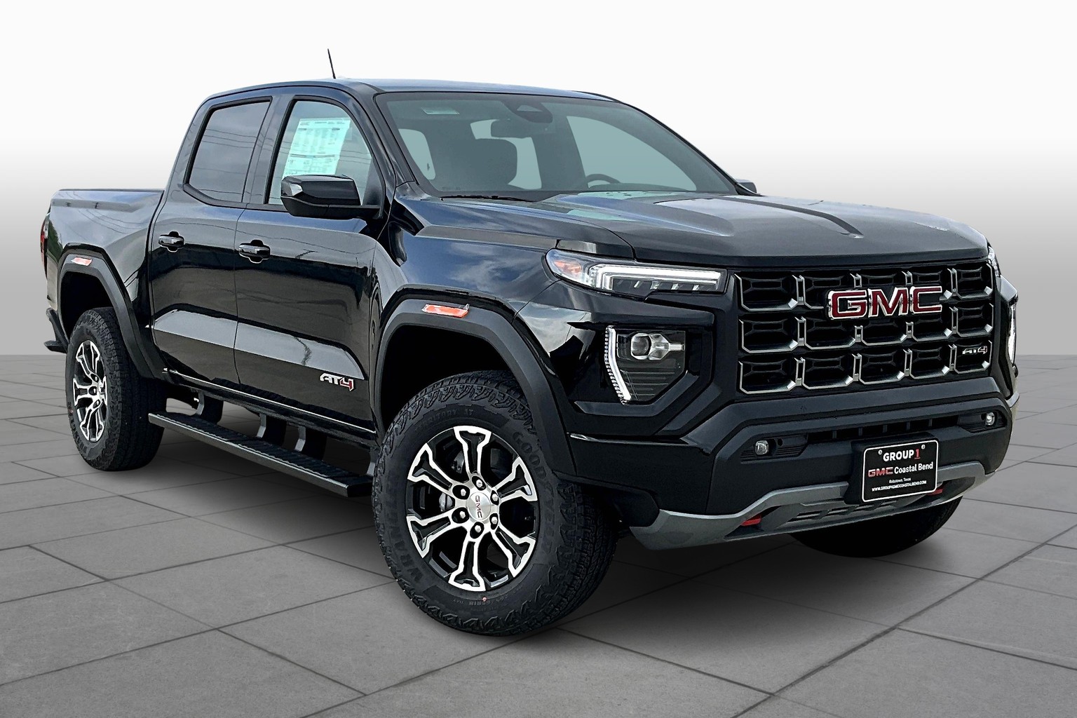 2025 Gmc Canyon AT4 photo 2