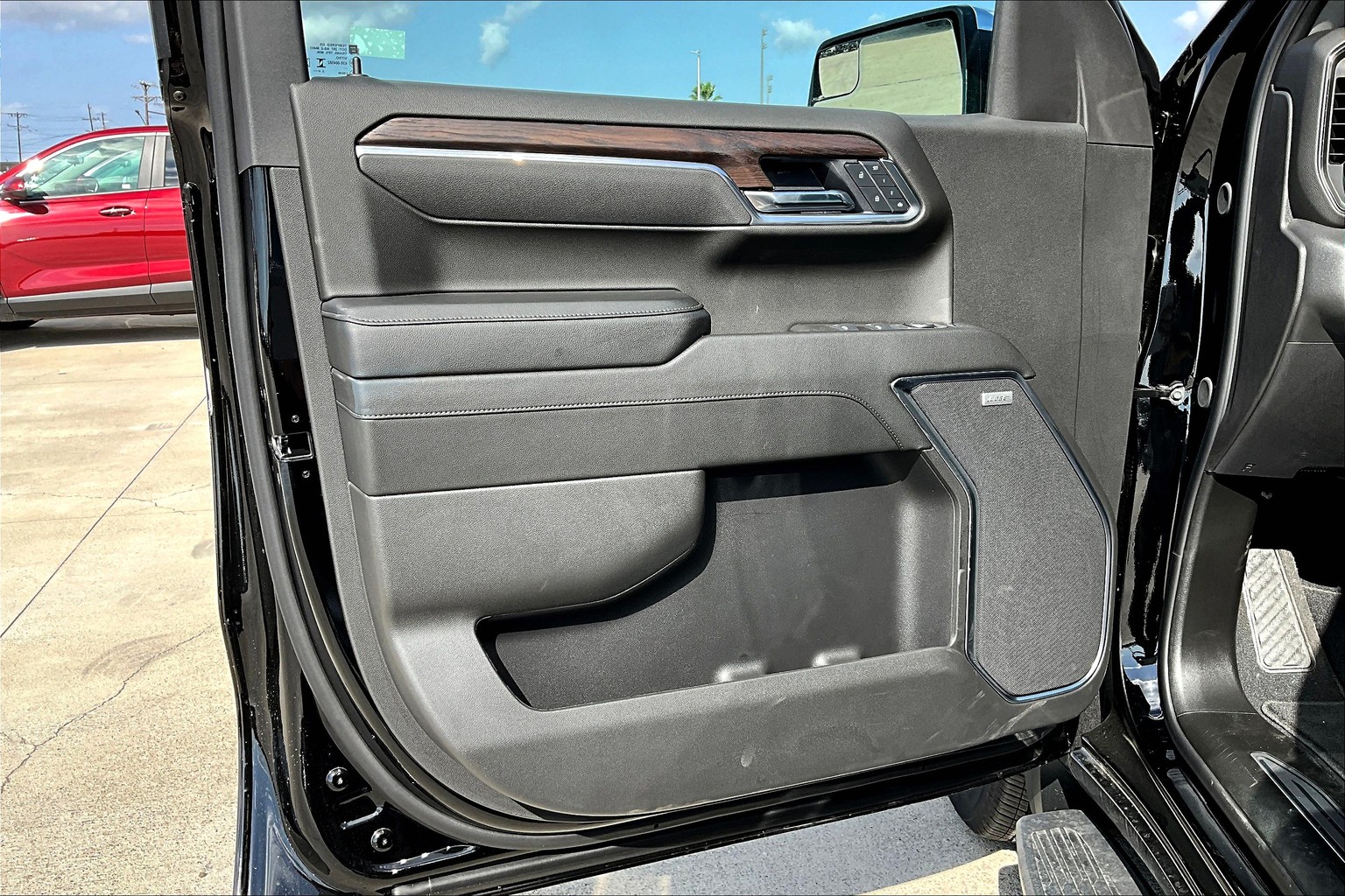 2025 Gmc Sierra 1500 SLT photo 16